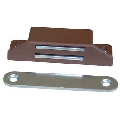 Cricchetto magnetico sportelli 658