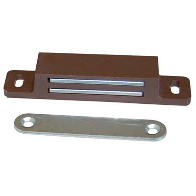 Cricchetto magnetico sportelli 652